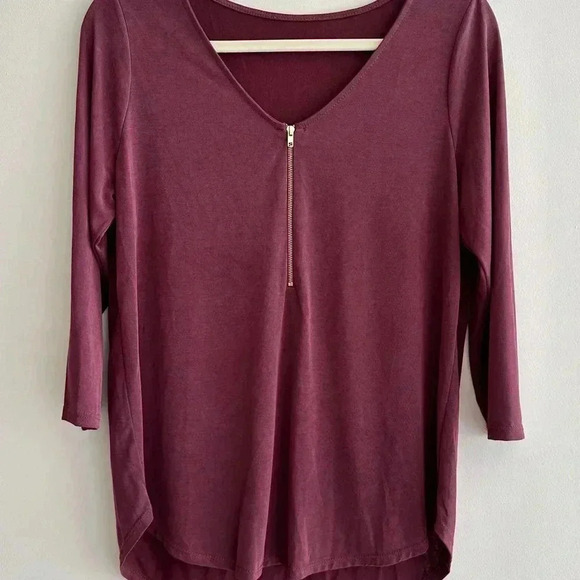 Green Envelope 3/4 Length Sleeve Zippered Blouse, Wine/Berry, Size Medium - Picture 3 of 16